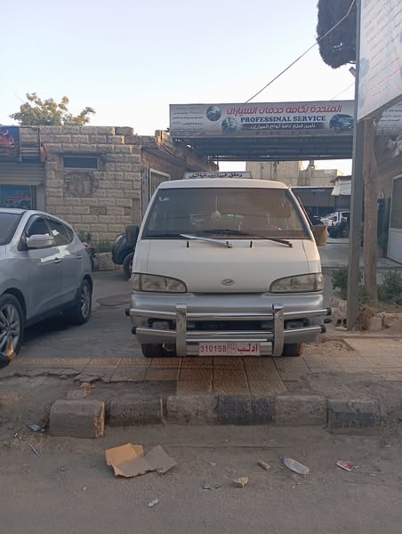 هيونداي H-100 1998 - صورة 2