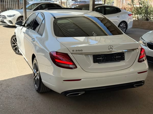 مرسيدس-بنز E-Class 2020 - صورة 3
