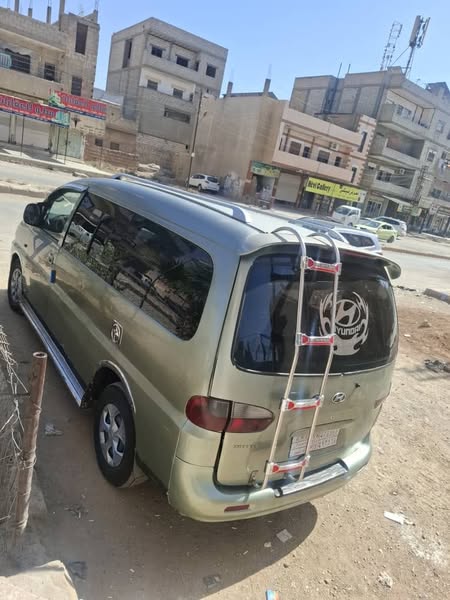 هيونداي H-1 2002 - صورة 5