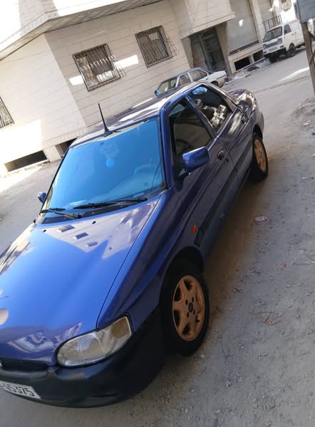 فورد إسكورت 1997 - صورة 1