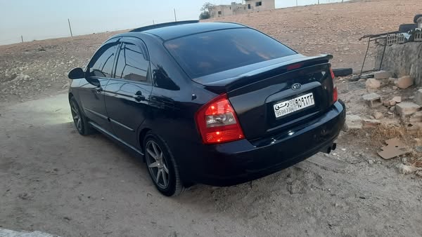 كيا سبكترا 2004 - صورة 3