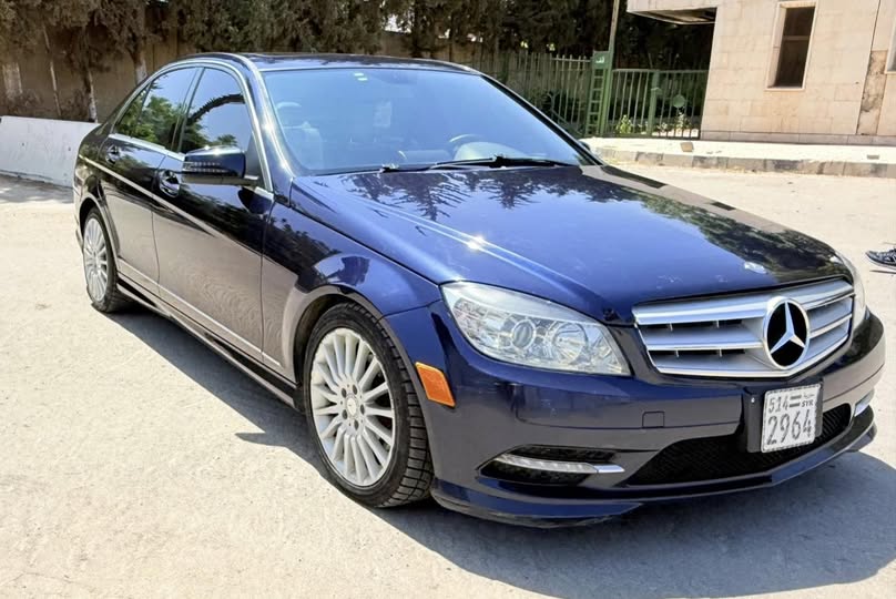 Mercedes-Benz C 350 2011