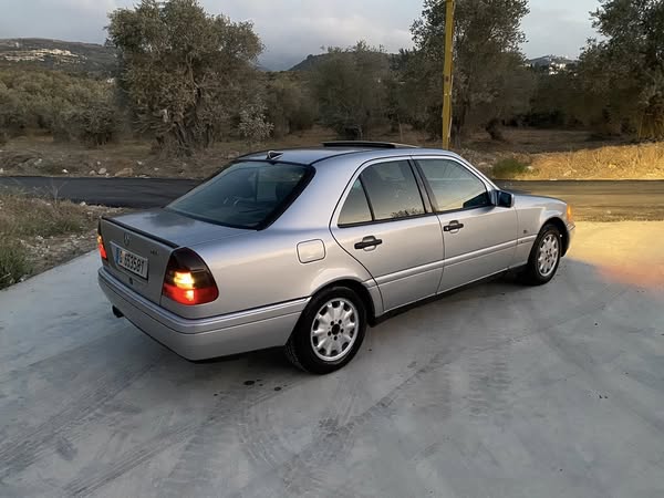مرسيدس-بنز C 280 1993 - صورة 3