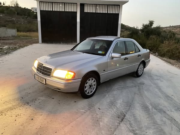 مرسيدس-بنز C 280 1993 - صورة 1