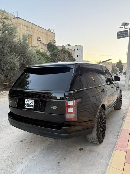لاند روفر رانج روفر 2015 - صورة 4