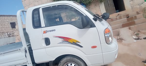 كيا K2700 2009 - صورة 1