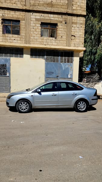 فورد فوكس 2007 - صورة 5