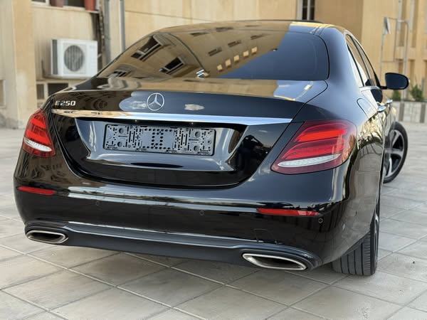 مرسيدس-بنز E 250 2020 - صورة 4