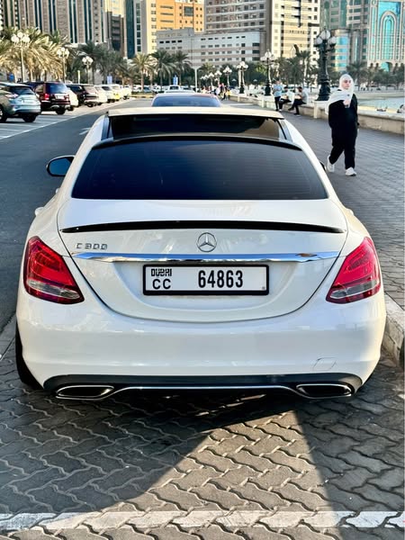 مارسيدس C 300 2015 - صورة 3