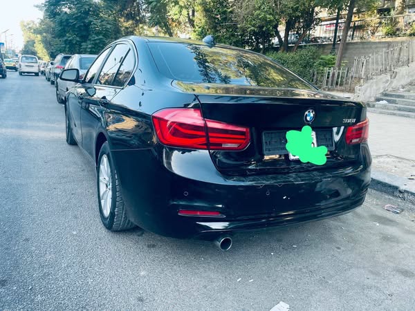 BMW 318i 2016 - صورة 2