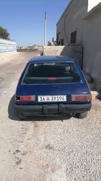 ميتسوبيشي كولت 1983 - صورة 1