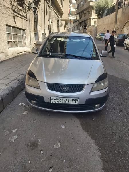 كيا ريو 2007 - صورة 1