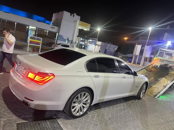 BMW 740Li 2011 - صورة 3