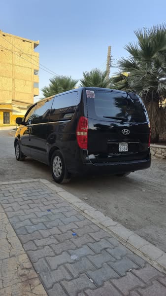 هيونداي H-1 2011 - صورة 1