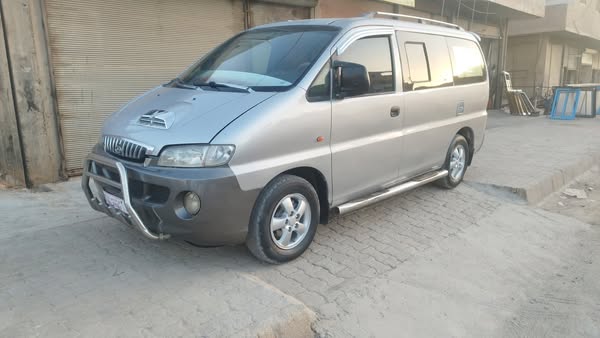 هيونداي H-1 2006 - صورة 1