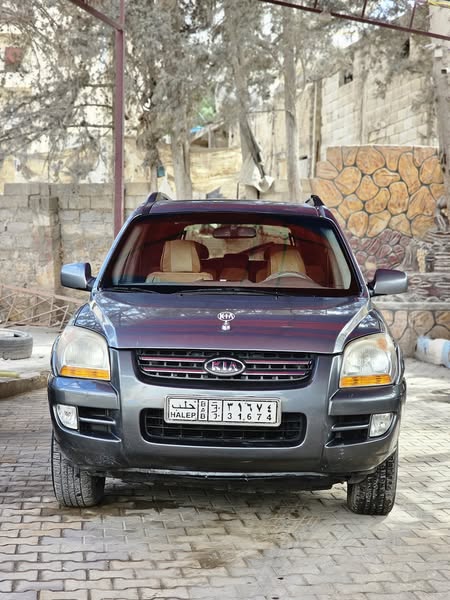 كيا سبورتاج 2005 - صورة 2
