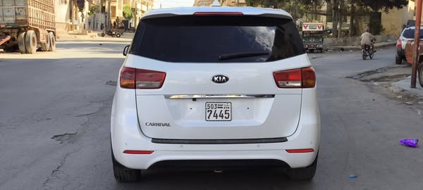 كيا كرنفال 2016 - صورة 2