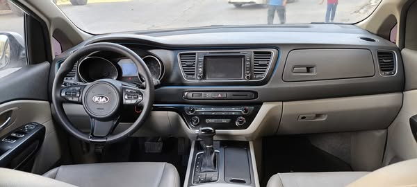 كيا كرنفال 2016 - صورة 1