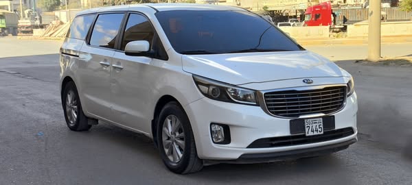 كيا كرنفال 2016 - صورة 4