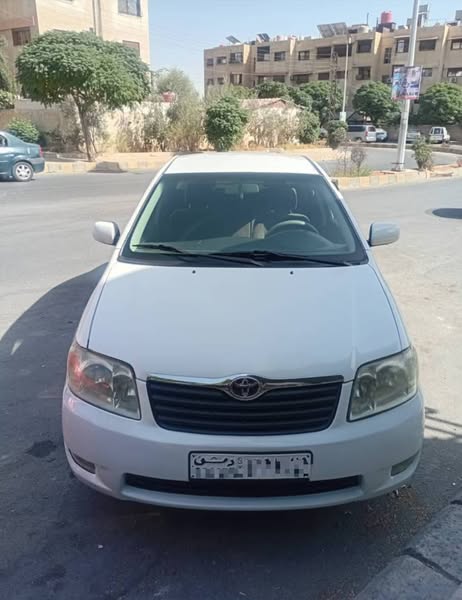 تويوتا كورولا 2007 - صورة 1