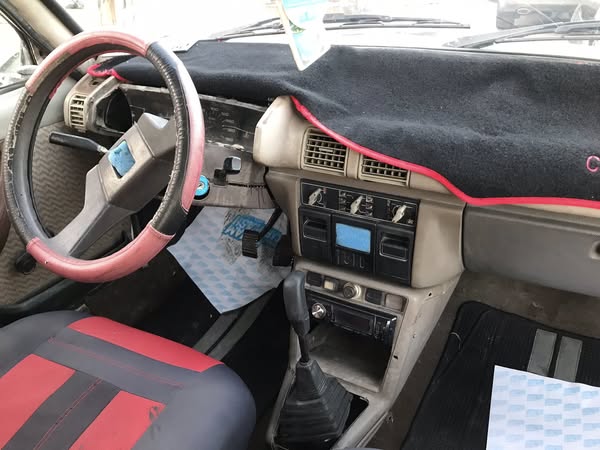 بيجو 305 1984 - صورة 5