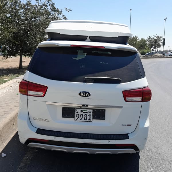 كيا كرنفال 2016 - صورة 2