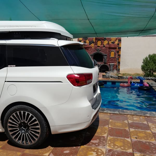 كيا كرنفال 2016 - صورة 5