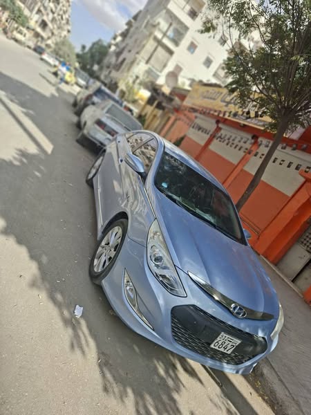 هيونداي سوناتا 2012 - صورة 2