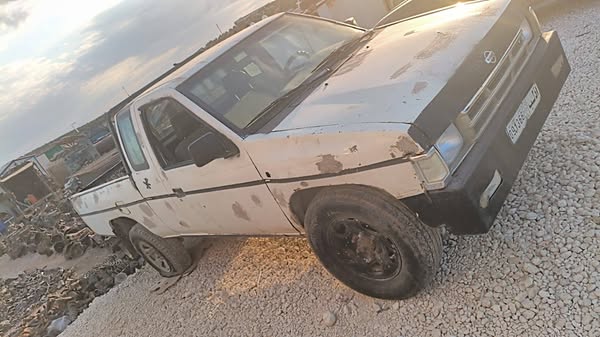 نيسان Pickup 1998 - صورة 3