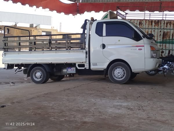 هيونداي H-100 2010 - صورة 2