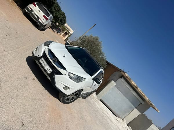 هيونداي توسان 2011 - صورة 2