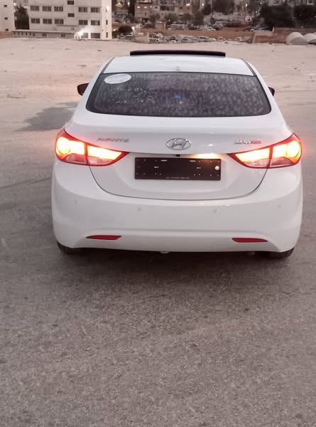 هيونداي ألنترا 2012 - صورة 4