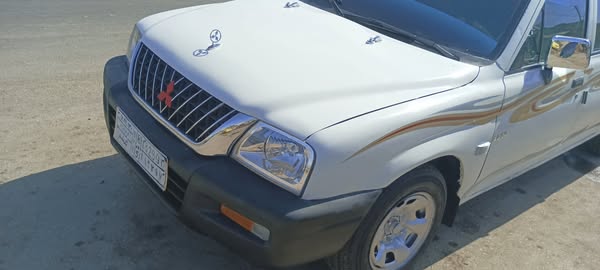 ميتسوبيشي بيكاب 2005 - صورة 4
