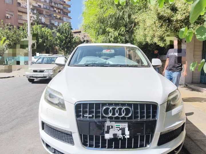 اودي Q7 2010