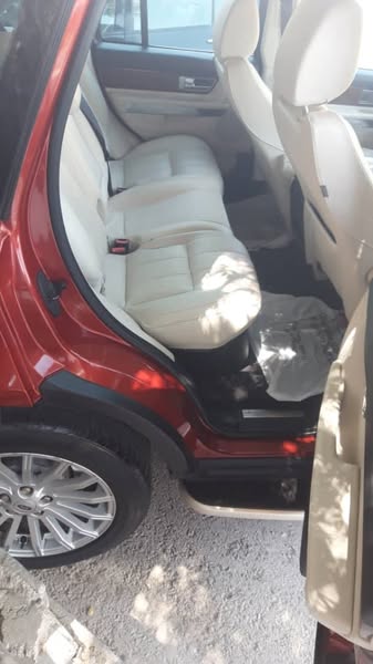 لاند روفر رينج روفر سبورت 2011 - صورة 5