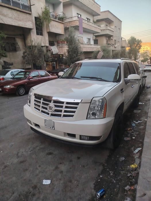 كاديلاك اسكاليد 2013