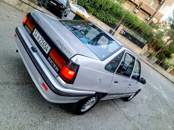 دايو ريسر 1993 - صورة 4