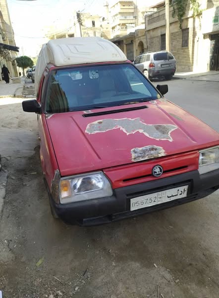 سكودا Pickup 1995 - صورة 3