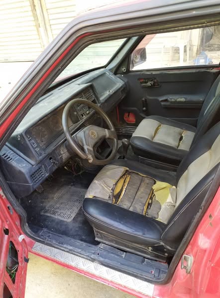 سكودا Pickup 1995 - صورة 5
