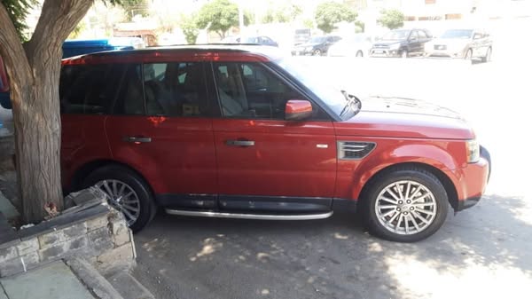 لاند روفر رنج روفر 2011 - صورة 3