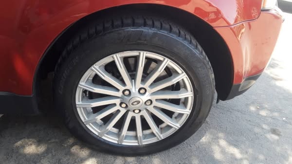 لاند روفر رنج روفر 2011 - صورة 4