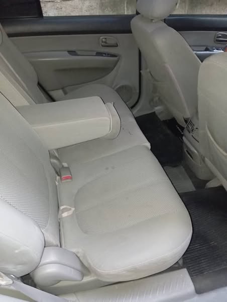 كيا كارينز 2008 - صورة 4