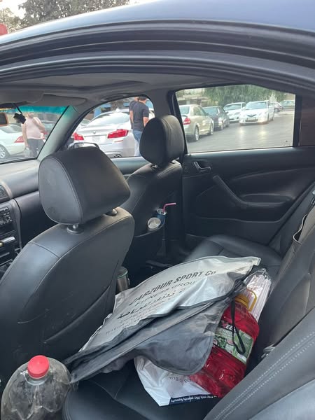 سكودا اوكتافيا 2001 - صورة 3