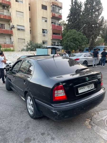 سكودا اوكتافيا 2001 - صورة 2