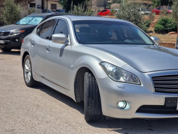 انفنتي M37 2010 - صورة 1