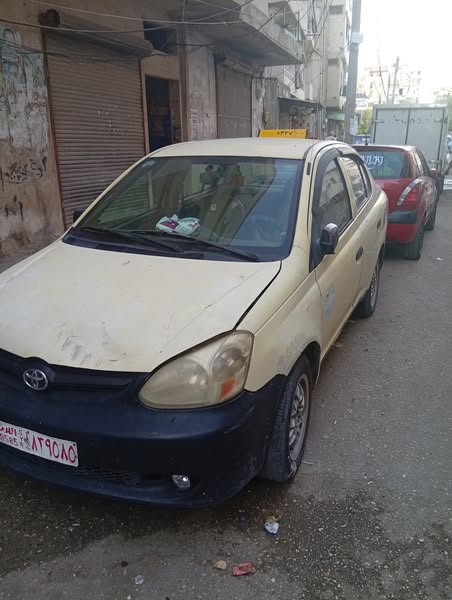 تويوتا ايكو 2004 - صورة 1