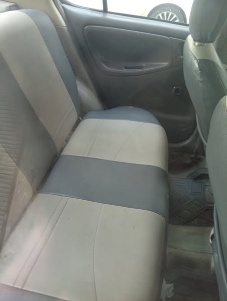 تويوتا ايكو 2004 - صورة 5