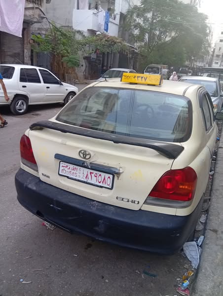 تويوتا ايكو 2004 - صورة 3