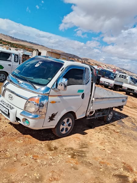 هيونداي H-100 2007 - صورة 3