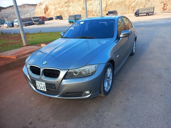 بي إم دبليو 320d 2010 - صورة 1